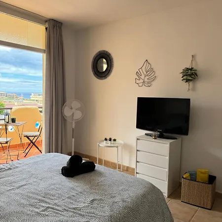 Apartmán Acogedor Con Vistas Al Mar *