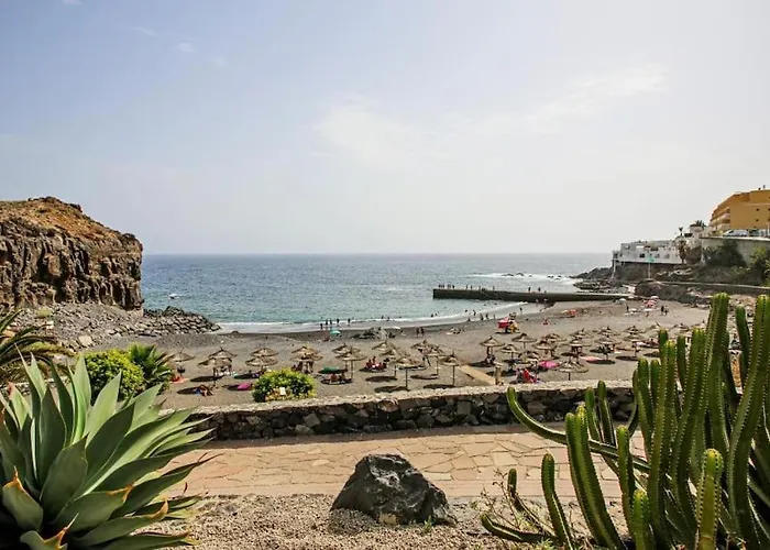 Acogedor Con Vistas Al Mar アデヘ
